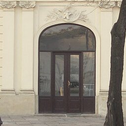 façade Galerie Kordegarda PL
